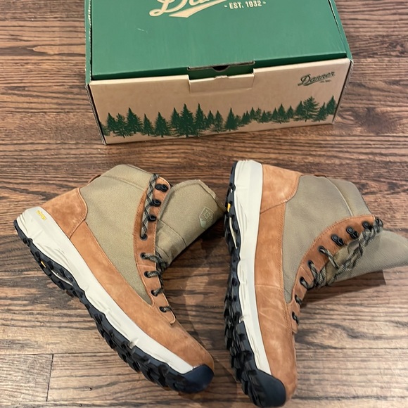 Men’s Danner Hiking Boots Explorer 650 main image 4